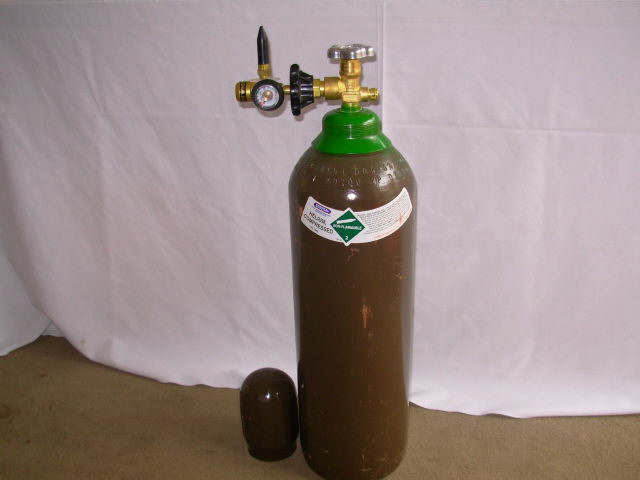 Rental store for tank helium with filler in Seattle, Shoreline WA, Greenlake WA, Lake City WA, Greater Seattle metro