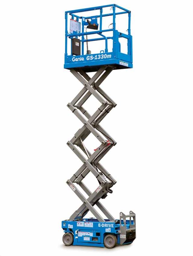 Rental store for lift scissor 13 foot 30 5 inch wide in Seattle, Shoreline WA, Greenlake WA, Lake City WA, Greater Seattle metro